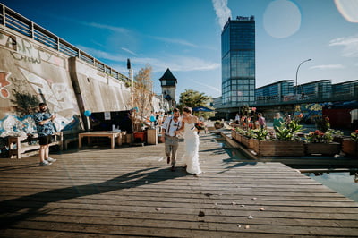 Hochzeitsfotografen in Berlin buchen